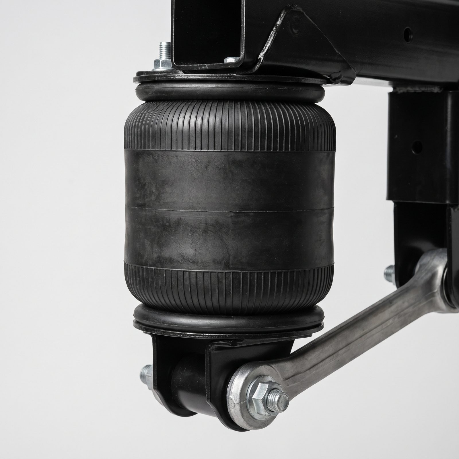 Air-Spring Rear Suspension That Actually Cushions the Ride