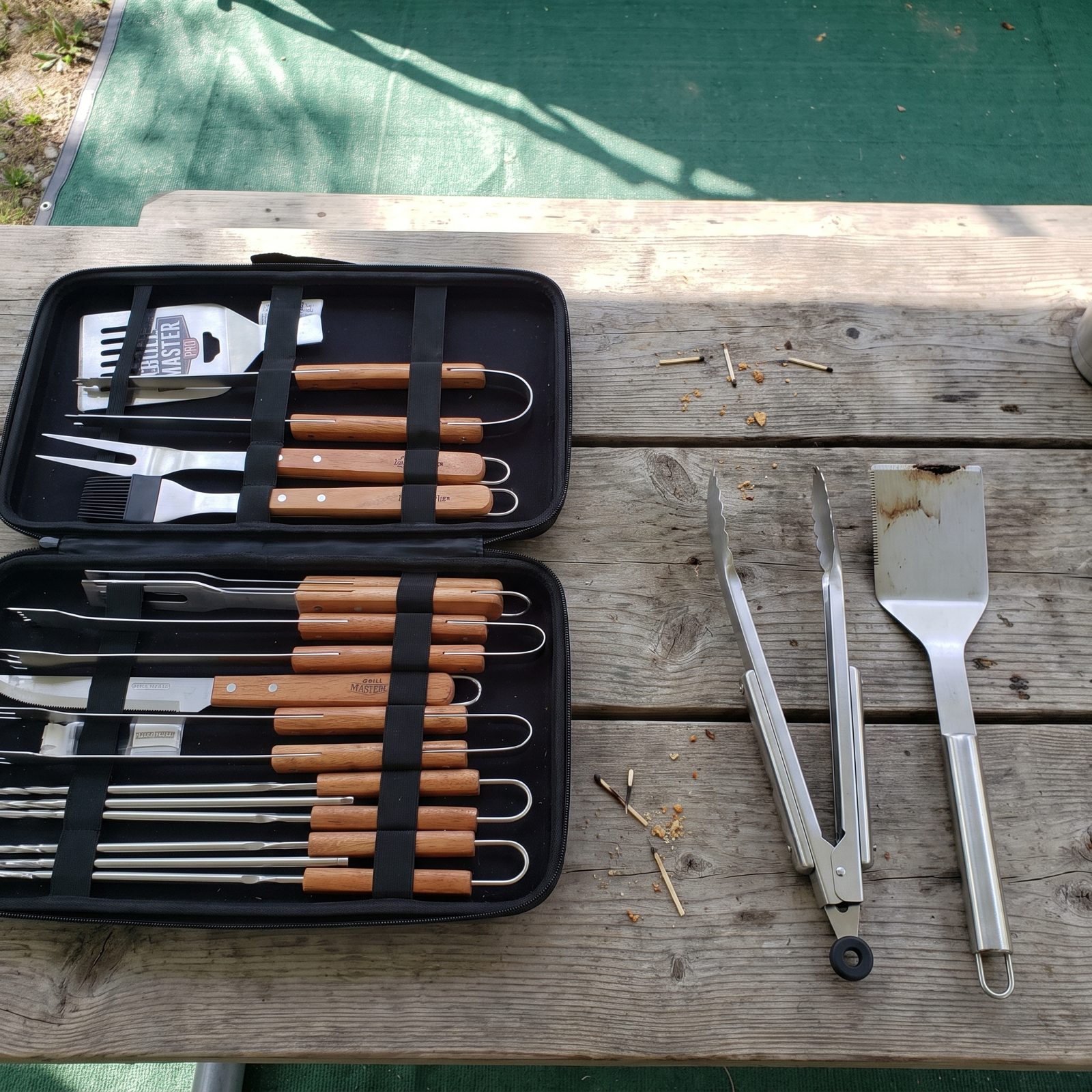 Cased Grill-Utensil Sets: Pack Tongs and One Sturdy Spatula