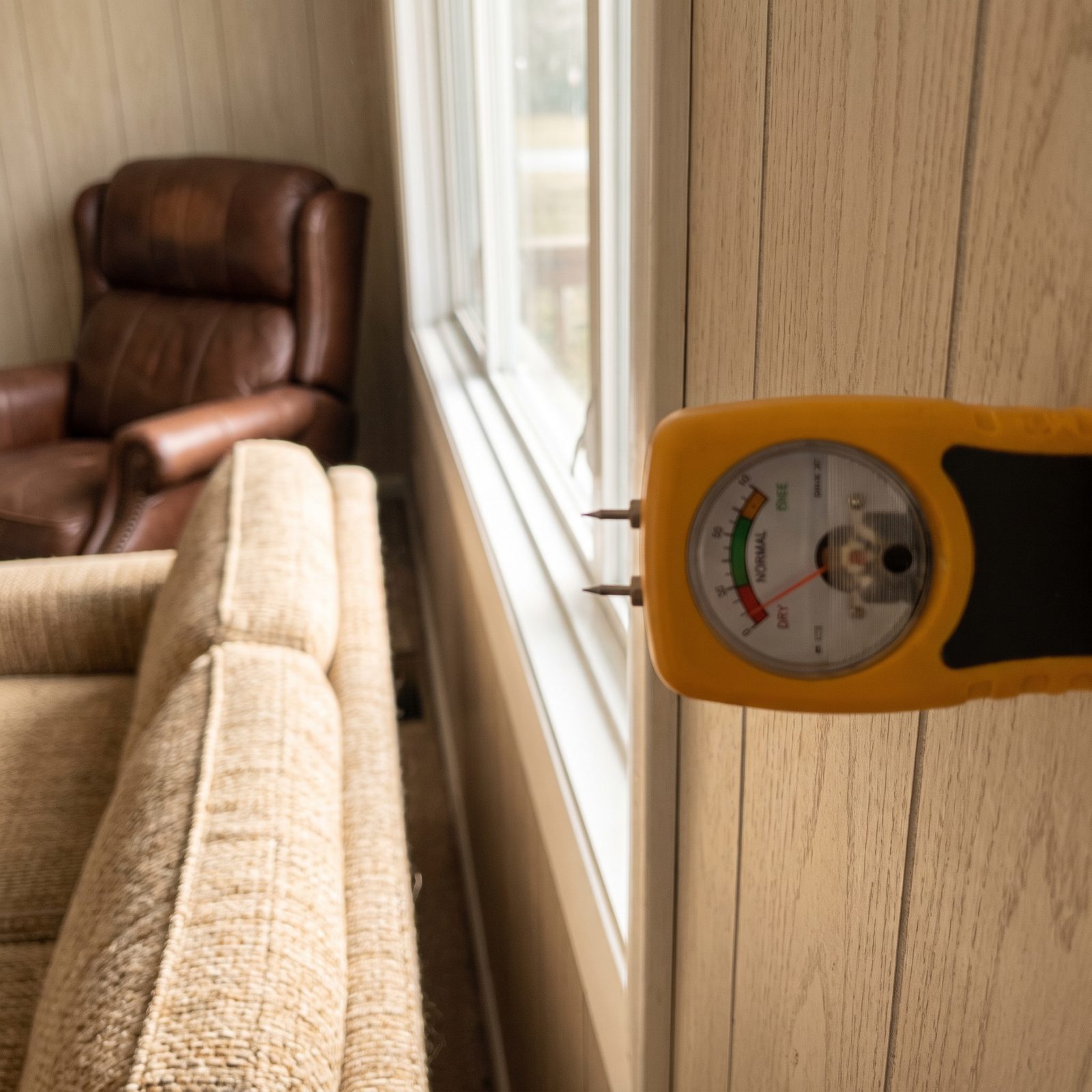 Get Recent Moisture-Meter Readings