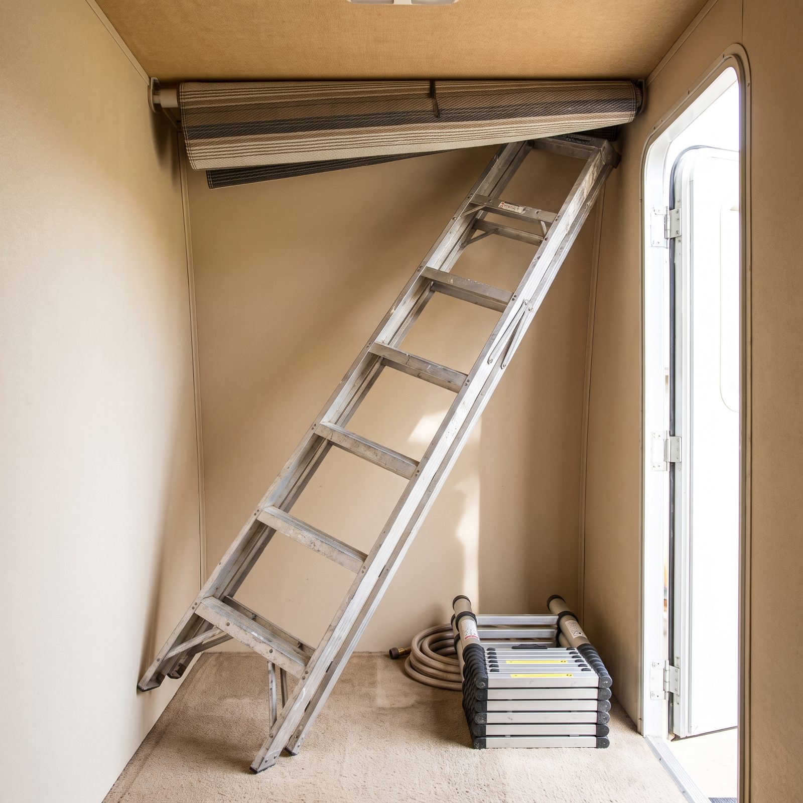 The Household Step Ladder That Won't Lie Flat